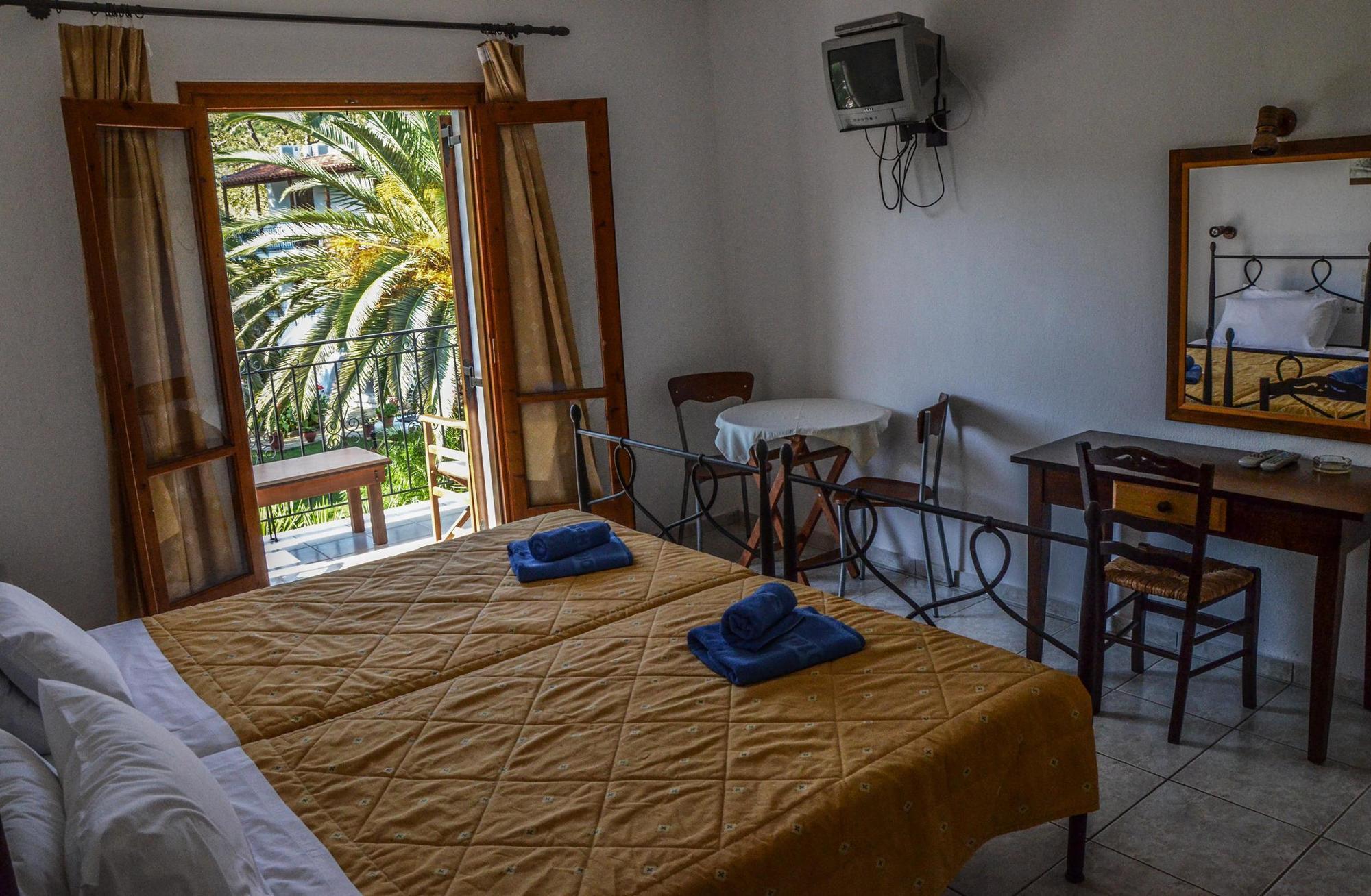 Green Park Platanias (Skiathos) Exterior foto